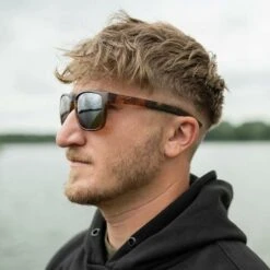 Avid Carp SeeThru TS Classic Polarised Sunglasses -Hengelnl Winkel 1402804Avid Carp SeeThru TS Classic Polarised Sunglasses 3